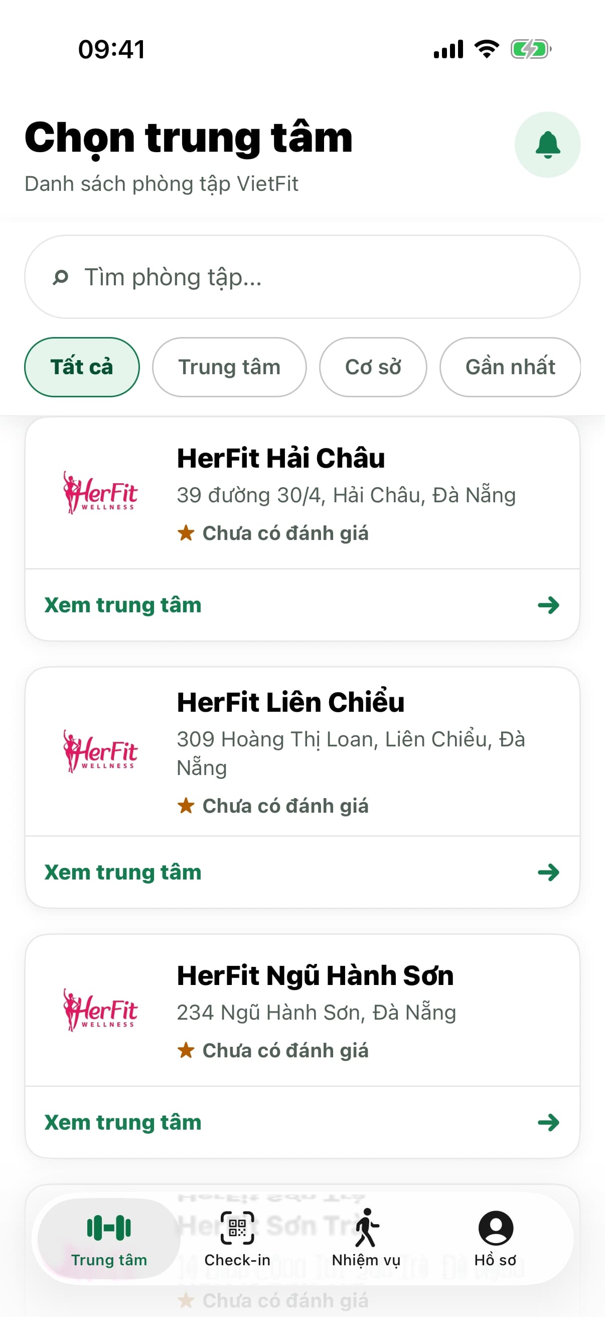 Ứng dụng VietFit hiển thị danh sách trung tâm HerFit tại Đà Nẵng